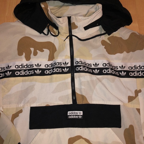 ADIDAS- WIND BREAKER CREAM CAMO - Picture 2 of 3